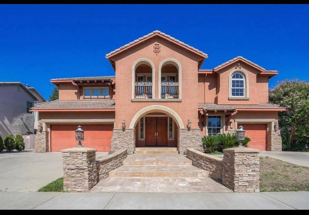 Luxury Mansion House Villa Elk Grove Exterior photo